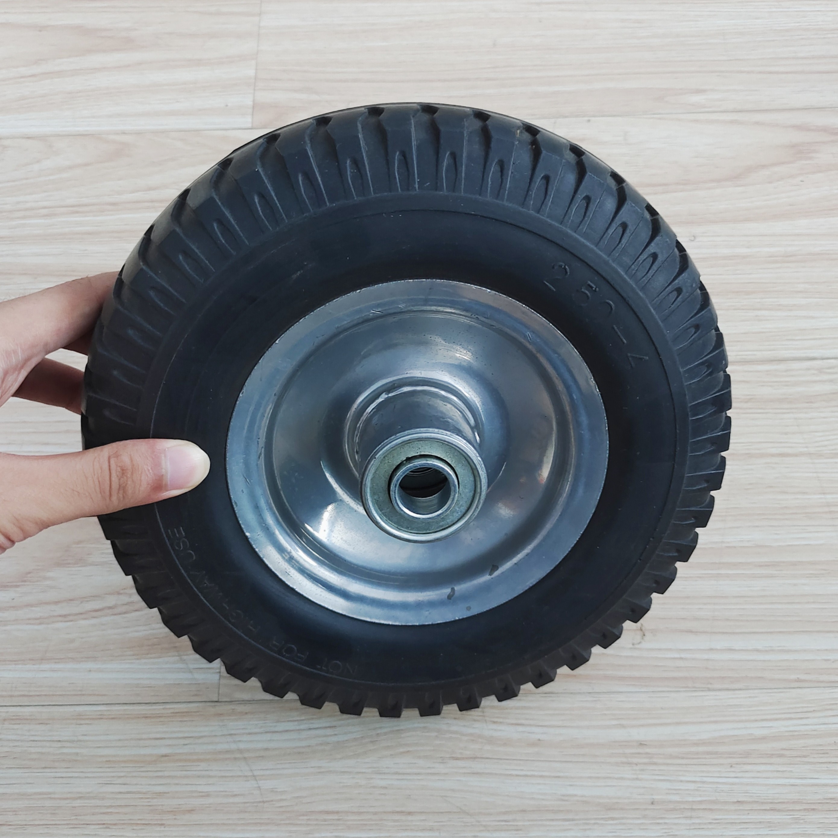 8 Inch 2.50-4 Custom Rim Color Pneumatic Rubber Tire Wheel For Trolley Wheel Barrow