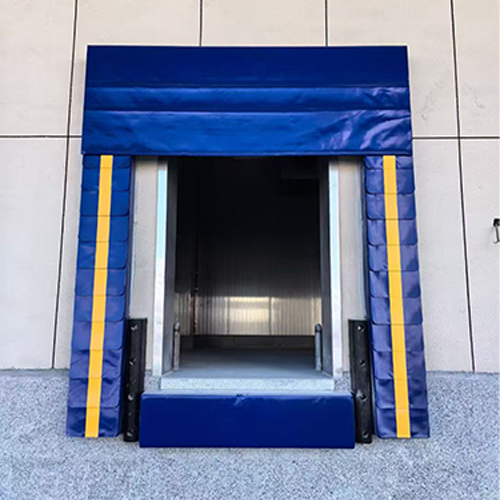 High Frequency Truck Dock Shelters Low Friction For E-Commerce Fulfillment Centers