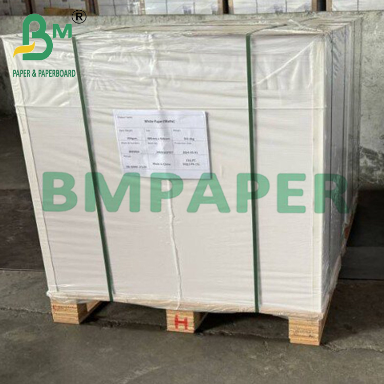 38 - 40 gsm KIT 4-6 350 x 450 Greaseproof Paper For Lunch Wrap