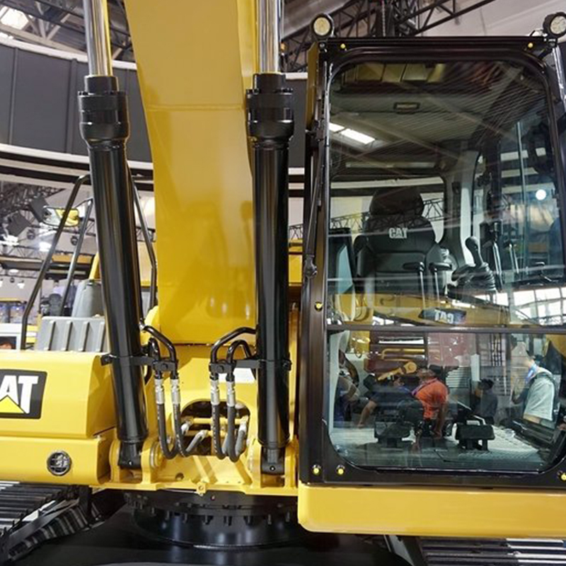 Used 20 Ton Crawler Excavator with 1.0 m3 Bucket Capacity and Liyuan Hydraulic Valve
