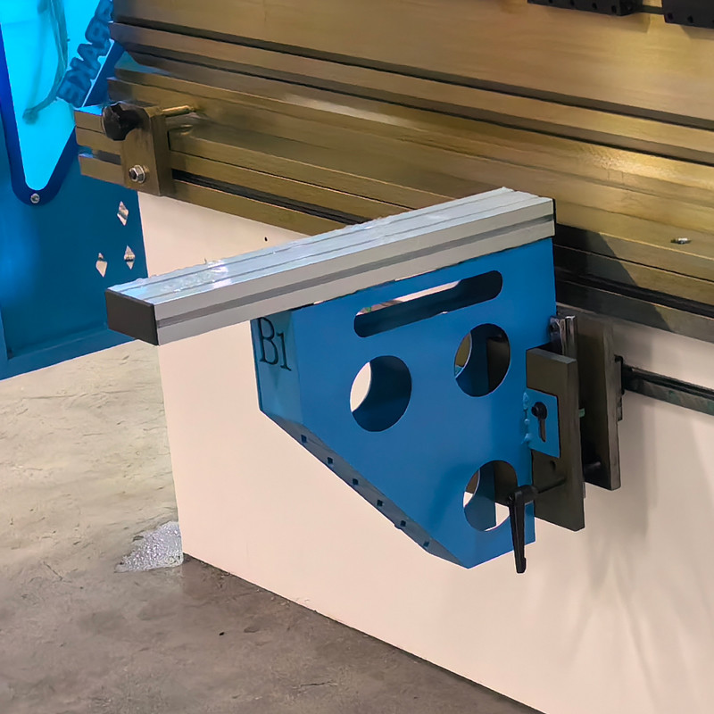 WC67K Press Brake For Metal Sheet Folding CNC Press Bending Machine 1250Tons 3200mm CNC TP10S With AMADA Clamp