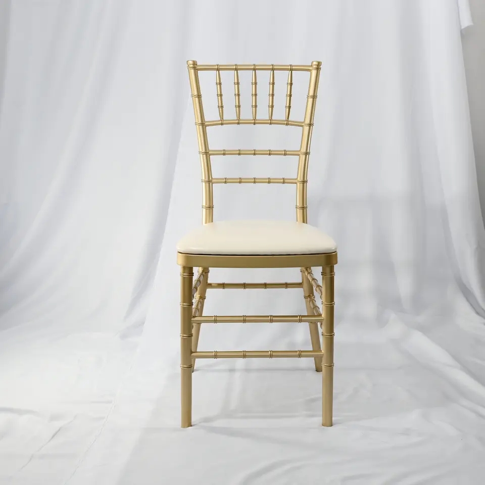 White Plastic Chiavari Chairs Modern Banquet Chairs Hotel Furniture