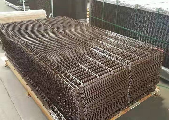 Galvanzied 80 Micron Wire Mesh Garden Fence Anti Climb Fence With Mesh Size 50X200mm