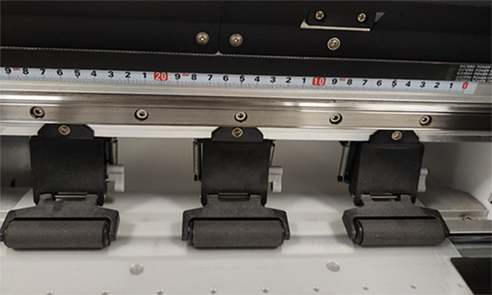 The 500 Ml Cartridge Capacity Is Printed Using PET Film Mini DTF Printer