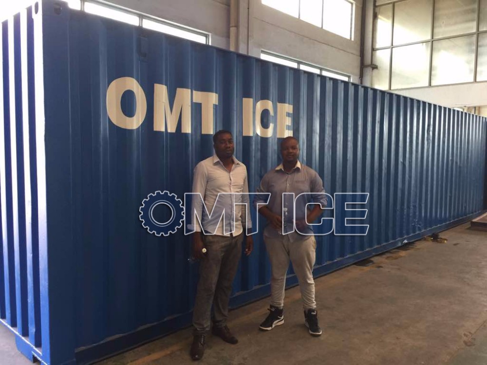 Food Grade Industrial Crushed Ice Machine 30kg/Pcs Anti Rust And Corrosion Free