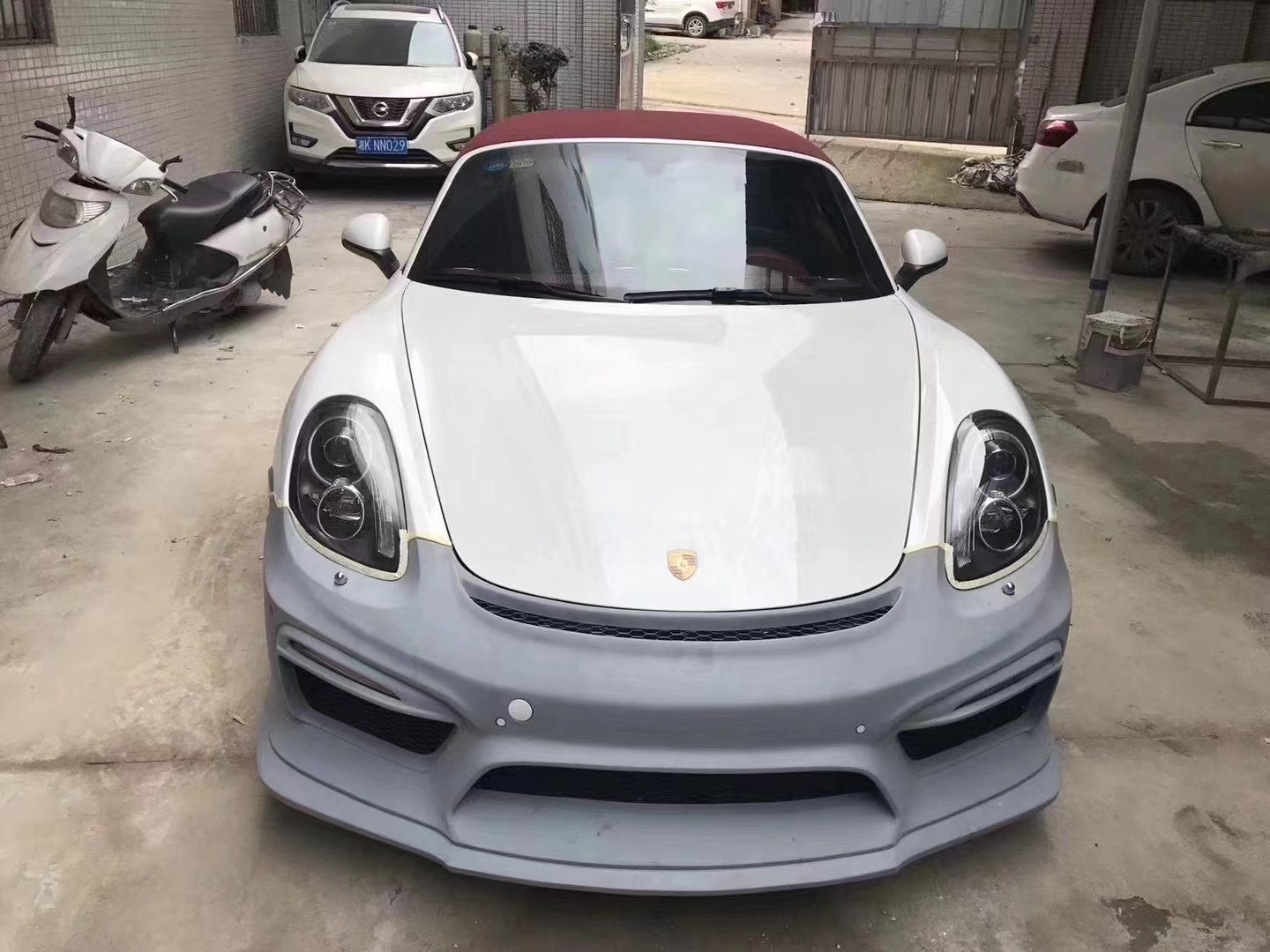 PU Plastic Products for Porsche Boxster 981 Body Kit Boxster 981 Upgraded GT4 Front and Rear Bumper Spoilers