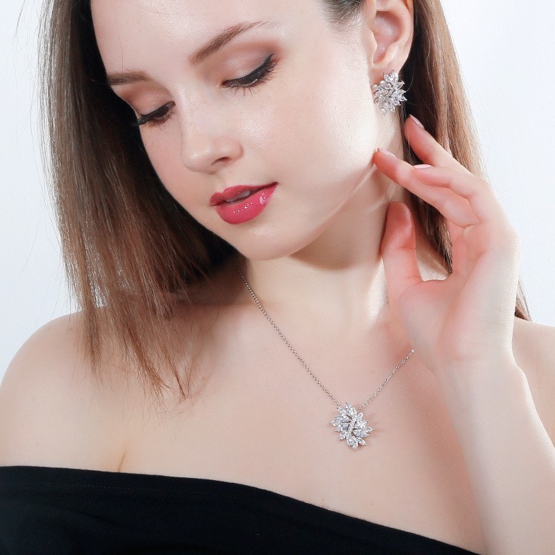 Silver Color Necklace Chains English Letter Alphabet Neck Pendants Women CZ Necklace Party Jewelry