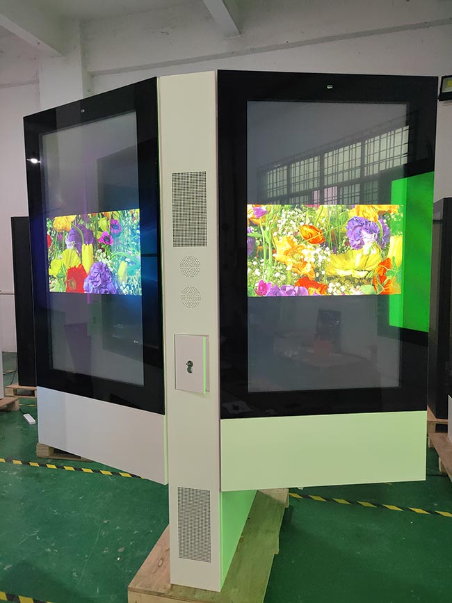 55 Inch Outdoor LCD Sign Board HD Display Android / Windows Totem Advertisement Digital Signage Kiosk