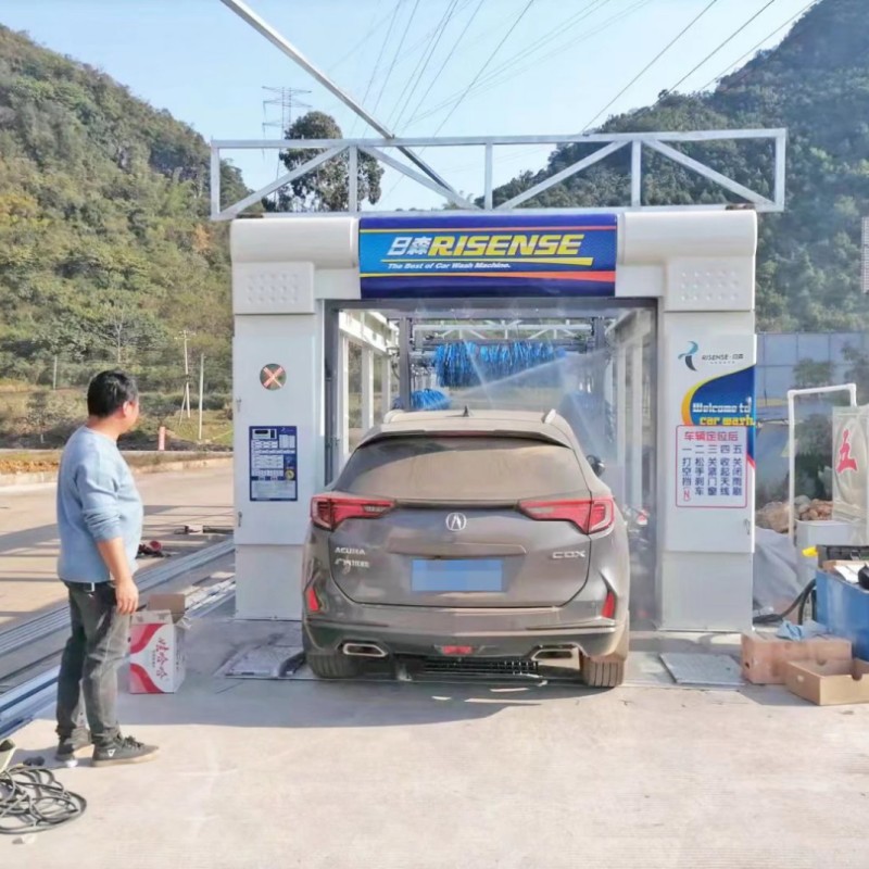 Automatic Express Tunnel Car Wash Machine for Gas Stations Customized Logo in Slovenia