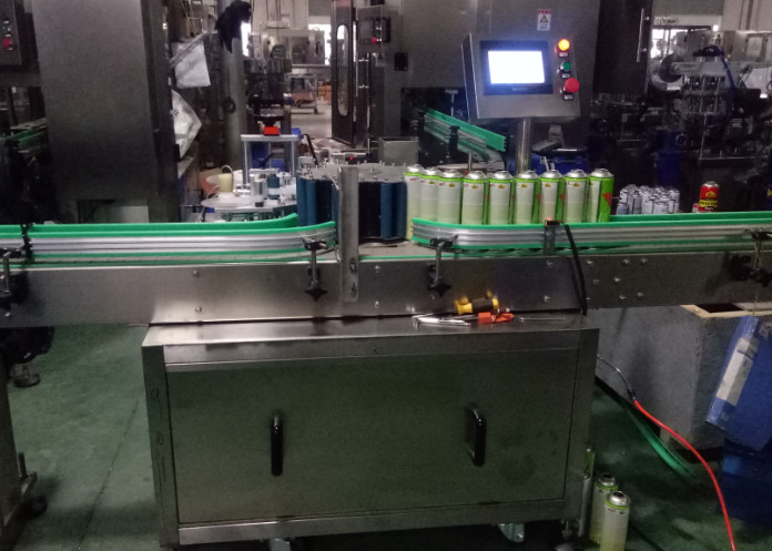 Spray Paint Can Automatic Bottle sticker Labeling machine manufacturer Applicator Easy to Maintain straw tube applicator