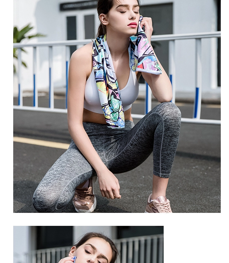 Professional Custom Gym Towel , Stay Cool Ice Towel Digital Printing SGS Certification