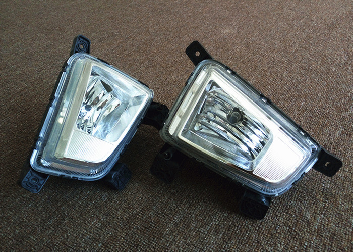 Hyundai IX25 Creta 2014 2015 2016 OEM Front Fog Lamps Bumper Light With Finisher