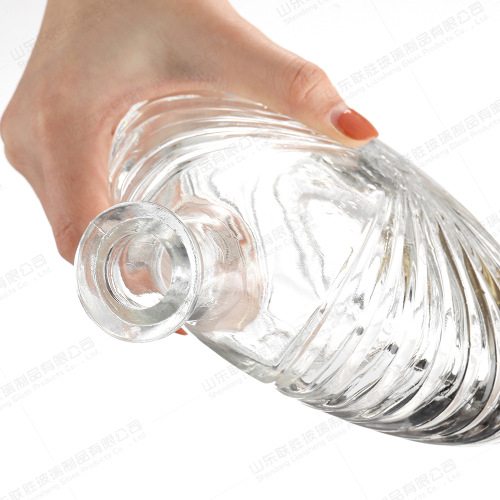Clear Glass Bottle with Cork 750ml 1000ml Flat Carved Artistic Base Material Glass
