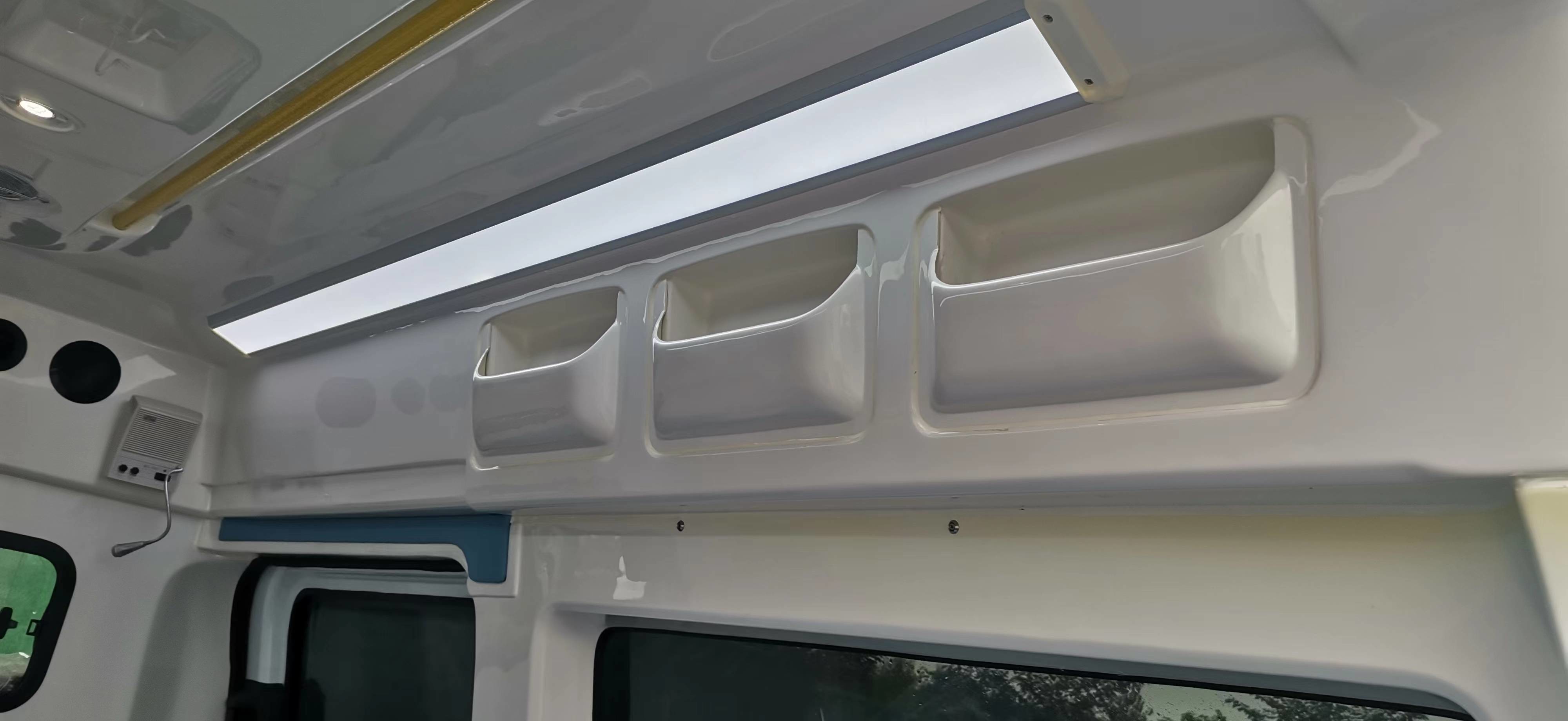 Ford Transit Medical Ambulance Gasoline 8 Seats Ford Transit Box Ambulance