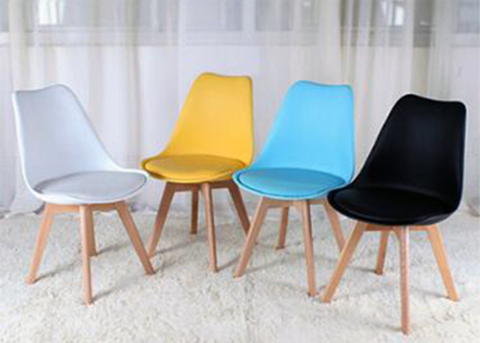 Modern Ergonomic Eames Dining Chair With Beech Wooden Legs