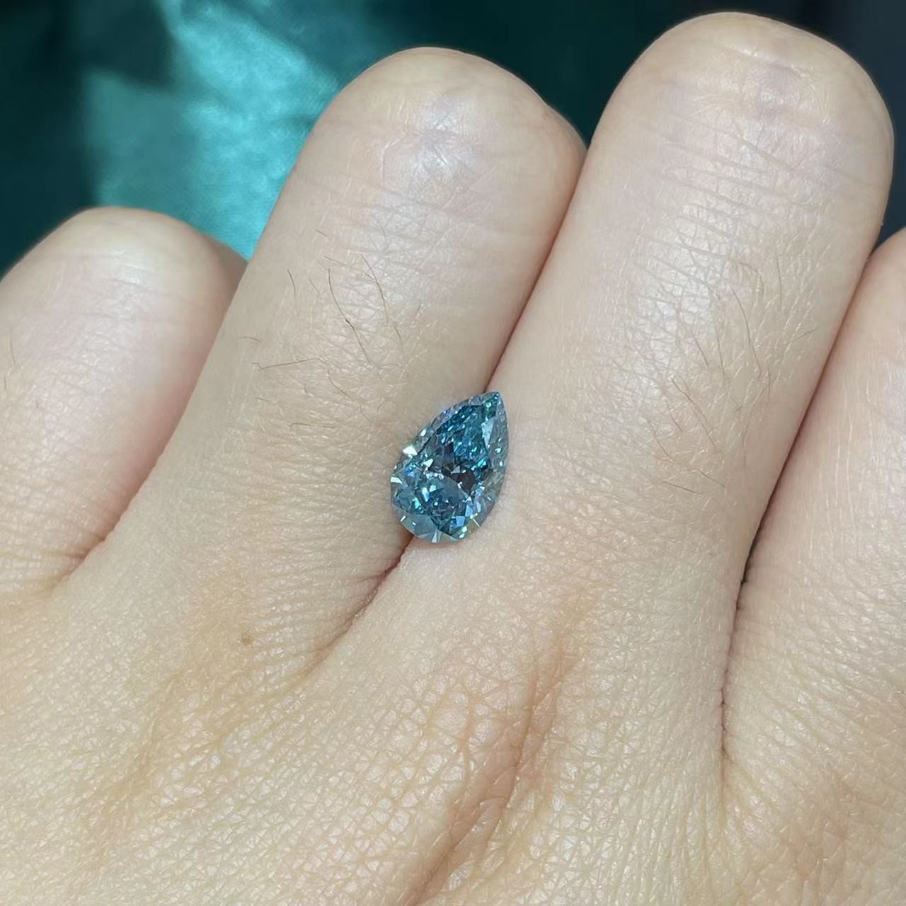 sustom Pear Cut Loose Lab Grown Blue Diamonds With IGI Certificate