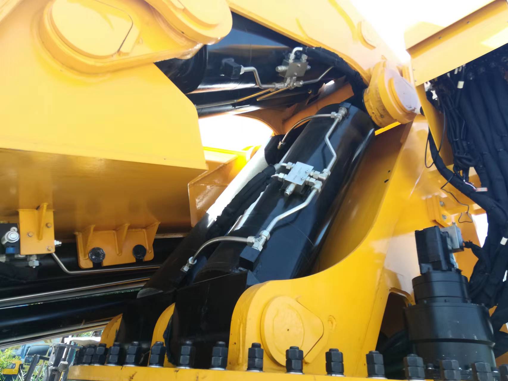 40t Small Knuckle Boom Crane Truck Folding Customized