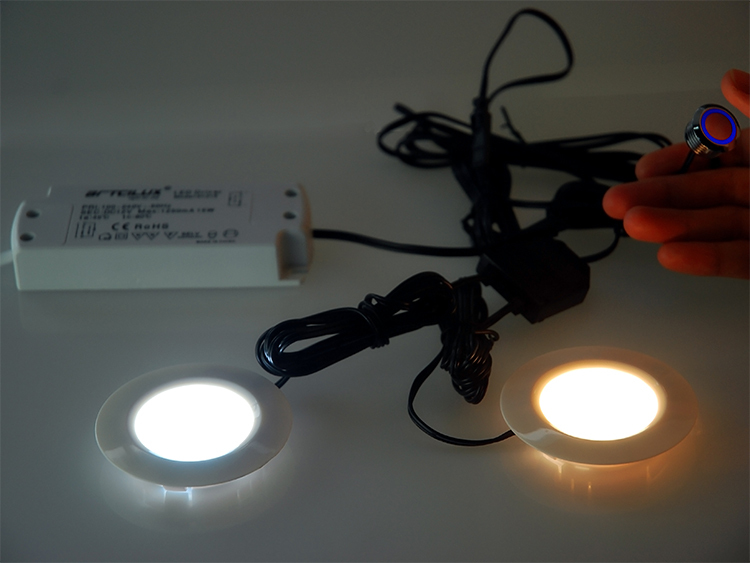 12V DC LED Cabinet Spotlight Puck Lamp 3000K 4000K 6000K For Jewellery Shop