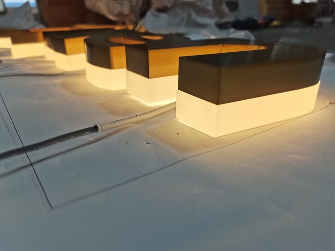 Electroplated Brass Acrylic Edge Lit Channel Letters Easy Install / Maintain