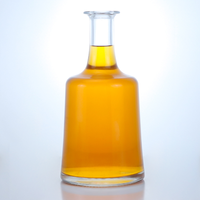 Surface Handling Hot Stamping Glass Bottle With Cork for Vodka Gin Rum Whiskey