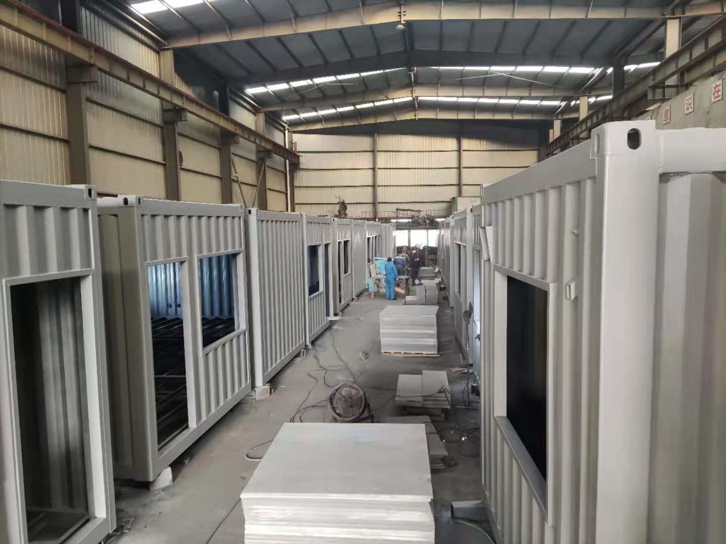 Used Luxury Prefabricated 20ft PVC Expandable Container With Bathroom