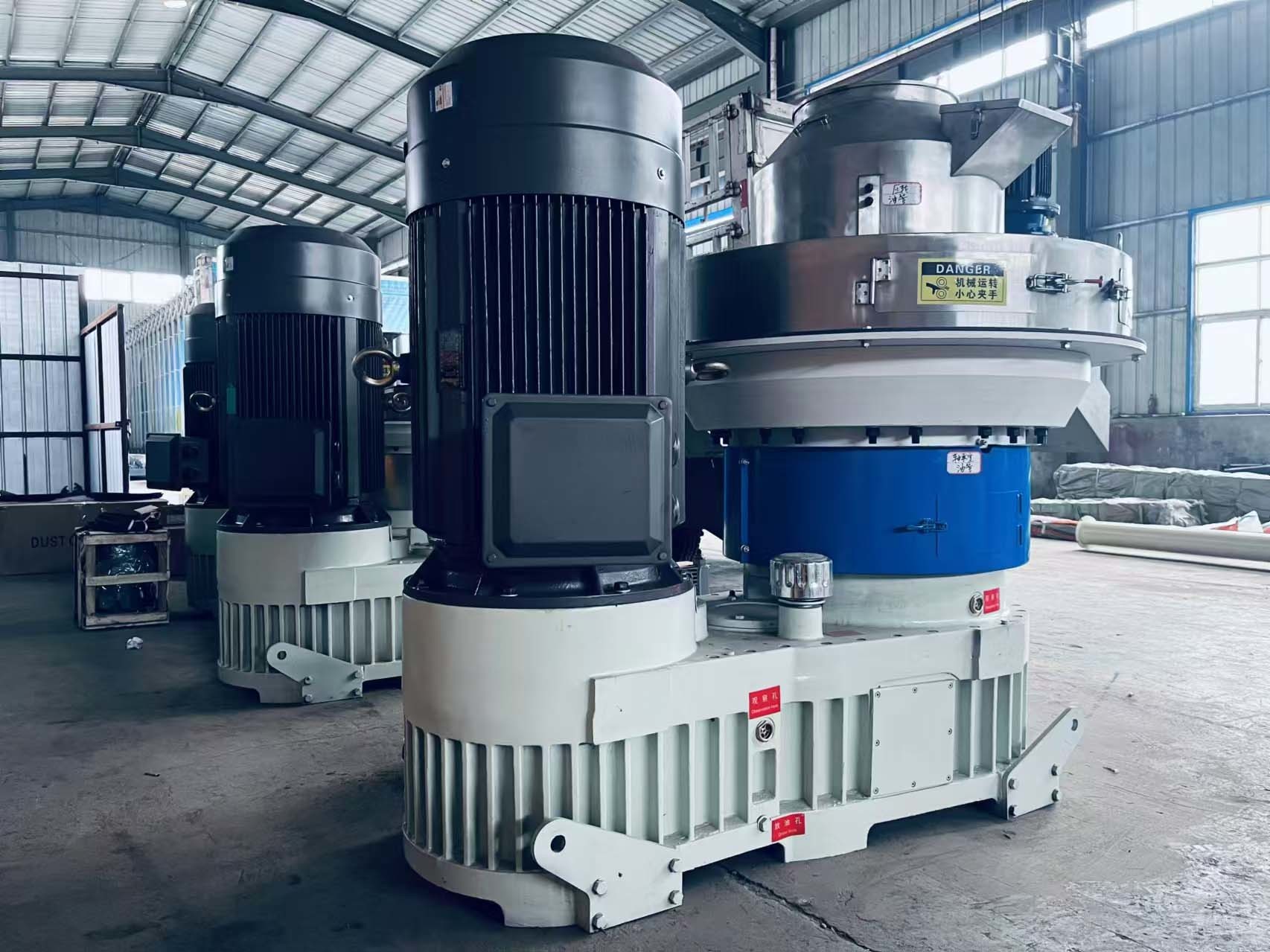 Biomass Fuel Pellet Sawdust Wheat Straw Pellet Machine Wood Chip Pellet Machine