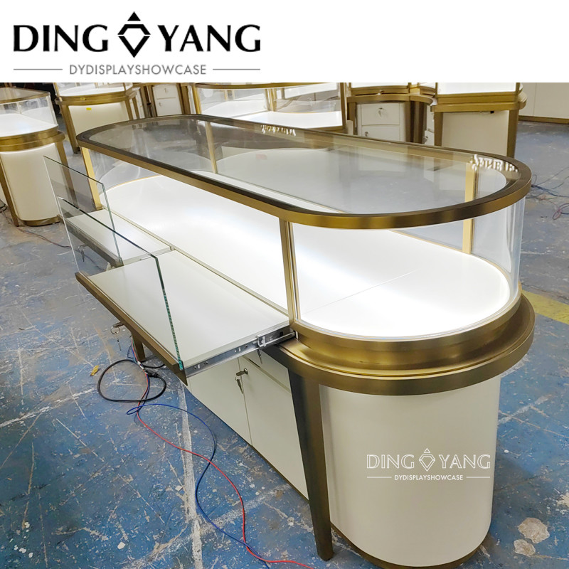 Super White Tempered Glass Jewellery Shop Showcase With Low Power Consumption Lights