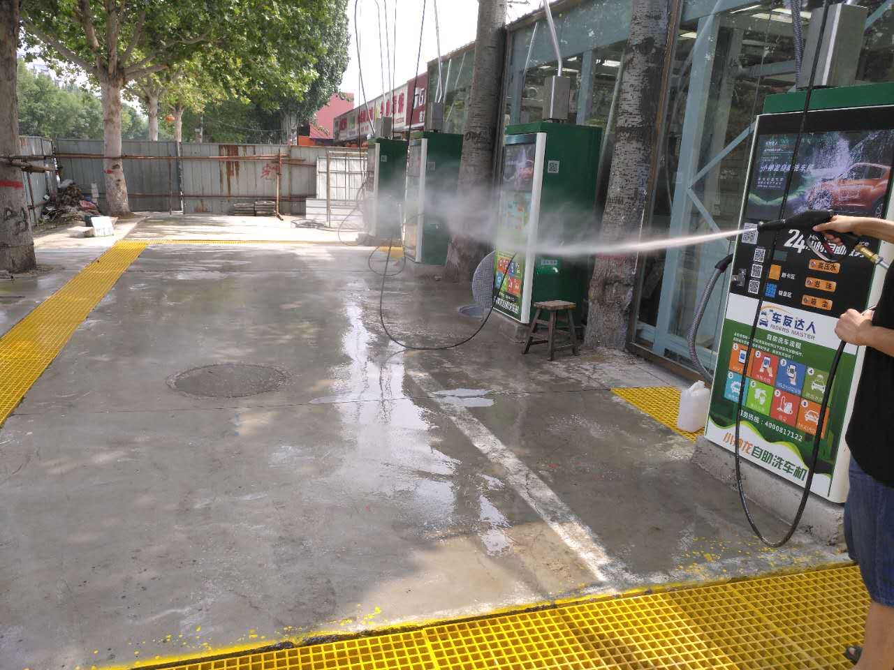 Coin Operated Car Wash Station Equipment With 5.5kw Total Power Two Phase Voltage