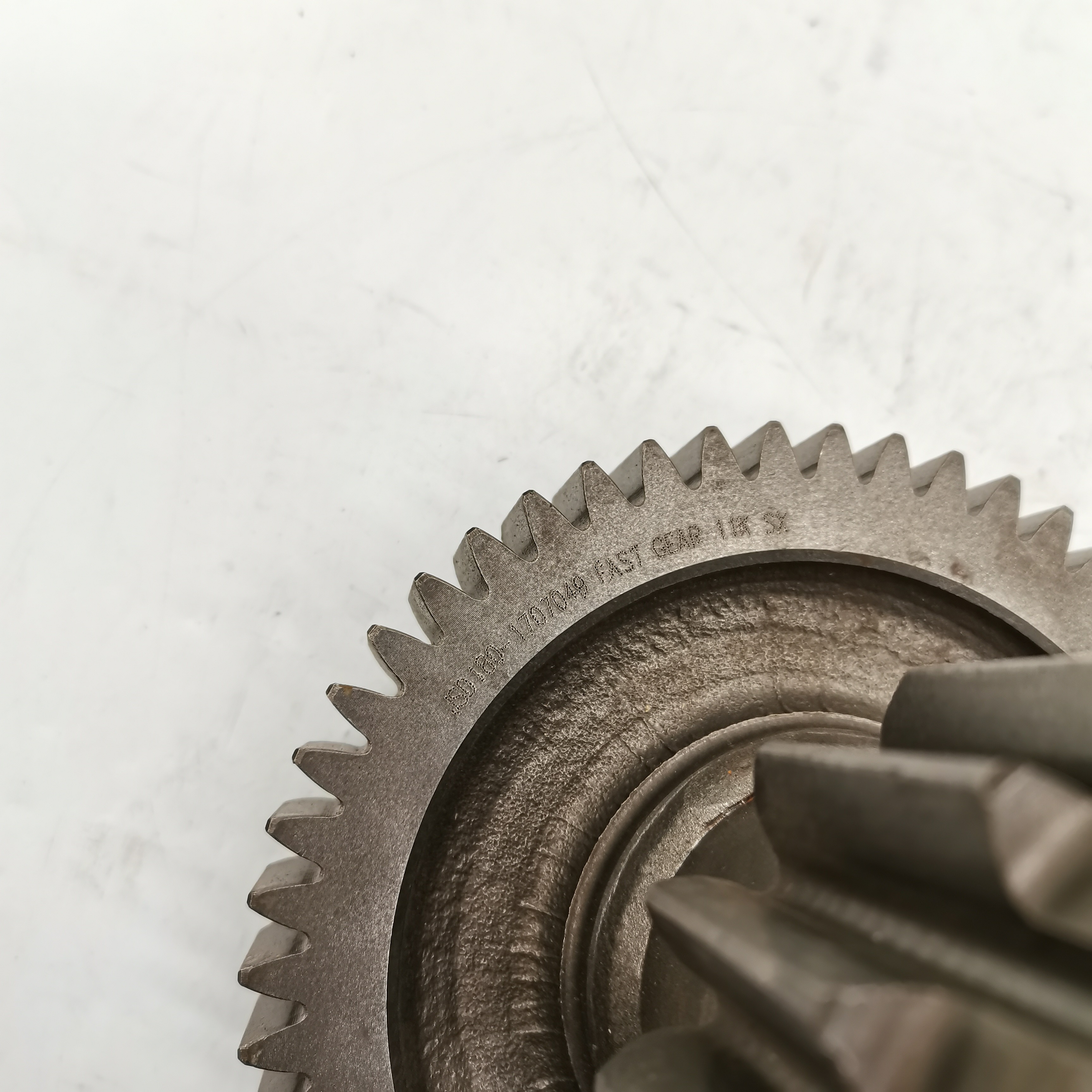 JSD180-1707051 Fast gearbox auxiliary box welding shaft short original Foton shancman