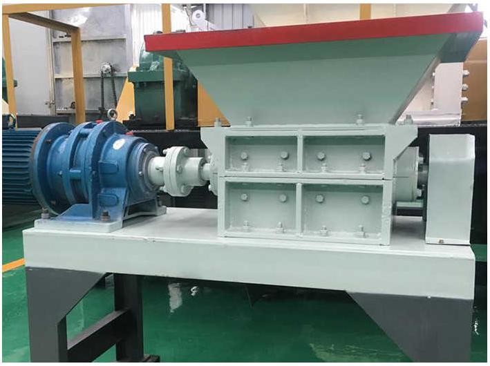 Metal Tire Shredding Machine Rubber Plastic Single Shaft Shredder Machine