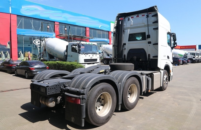 Truck 700hp Gas Heavy Truck Debut SHACMAN X6000