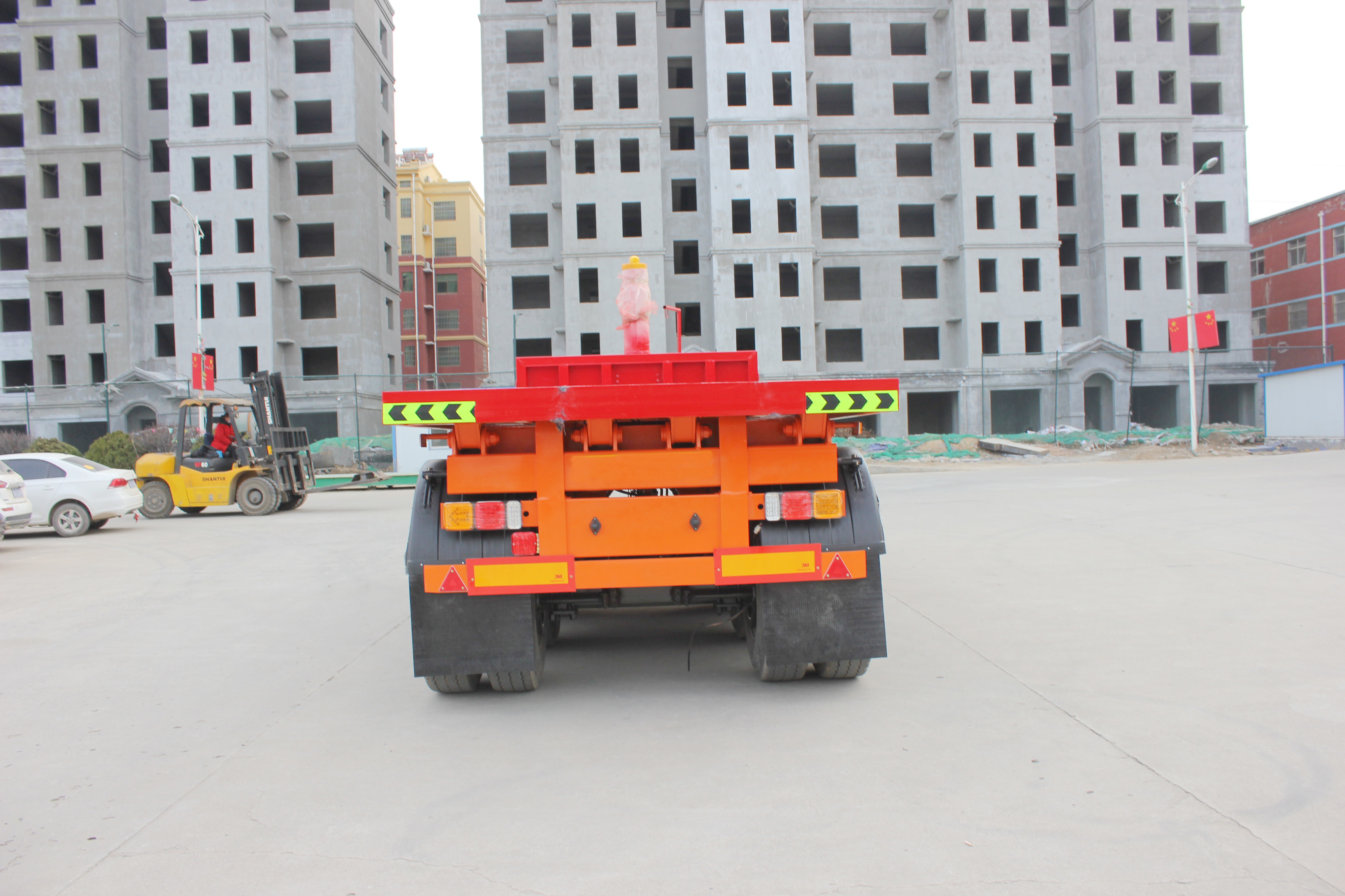20ft Container Skeleton Dumping Semi Trailer 7700*2500*3070 mm Mechanical Suspension