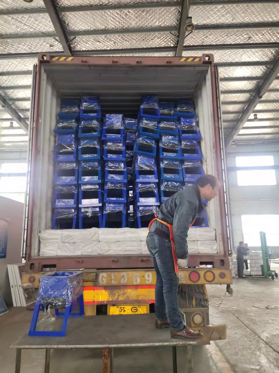 Household Fiber Decorticating Machine , Blue Easy To Operate Peanut Sheller Machine