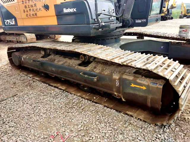 Hyundai R275vs Excavator Track