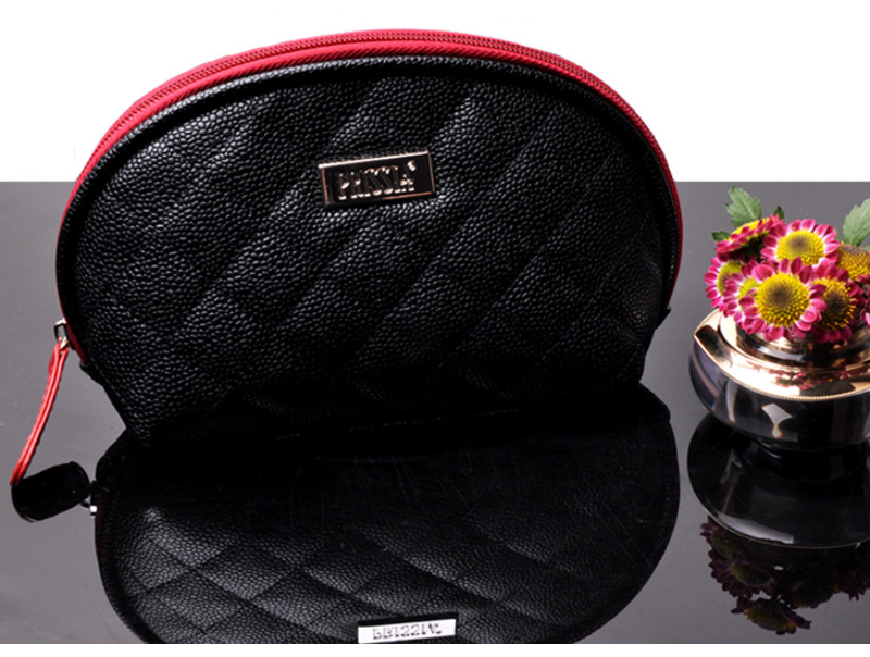 Makeup Bag For Women Cosmetic Bag And Toiletry Bag Used In Travel Or As A Gift