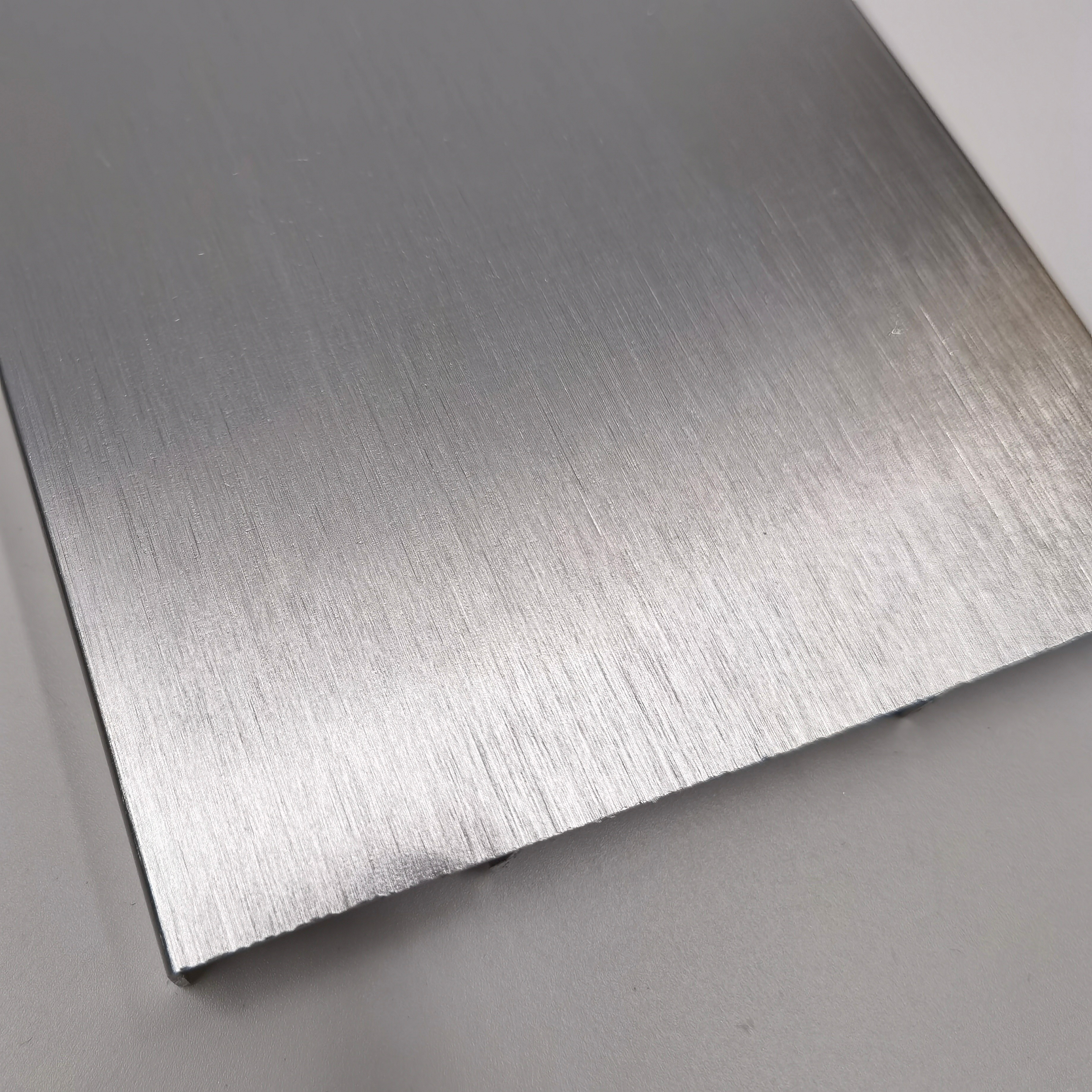 6000 Series Aluminium Decorative Profiles Middle Gold square aluminum extrusions