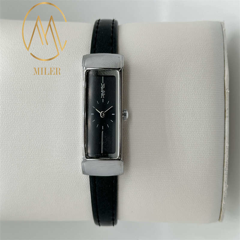 ML-111 Personalized Leather Strap Quartz Watch / Quartz Wrist Watch for Ages 18-45