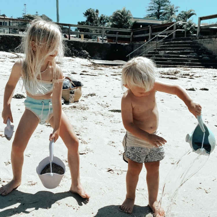 Soft Kids Food Grade Silicone Beach Toys Sand Bucket BPA Free FDA OEM