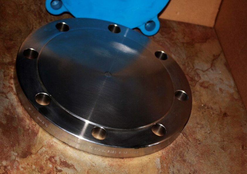 Blind Pipe Flanges RF FF RTJ blind flange 150# astm a105 ansi b16.5 pn10 dn700 c22.8