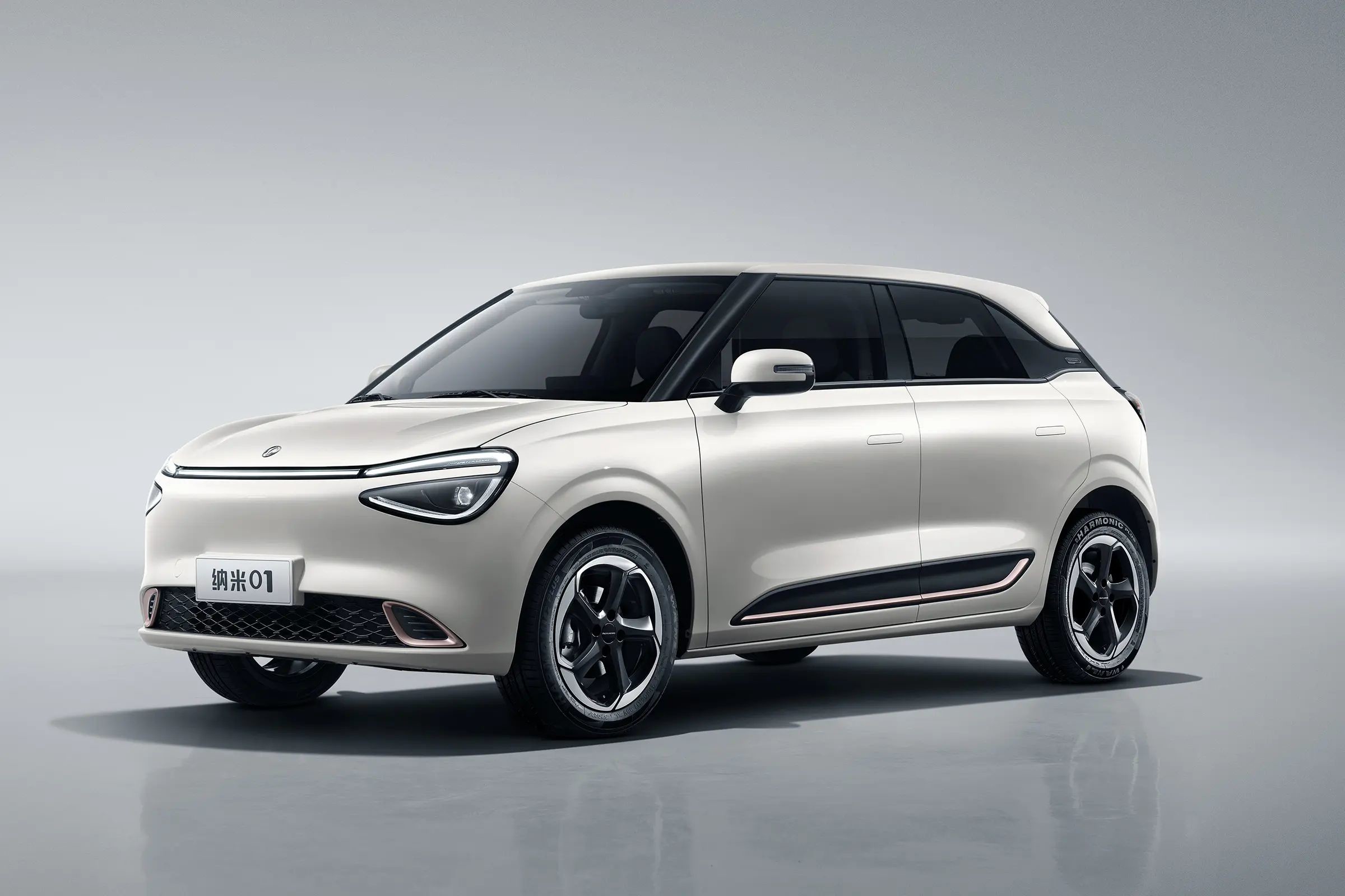 New Cheap Dongfeng Nano Nami BOX Range 201 KM EV Small 5-door 4-seater SUV New Energy Electric Vehicles Pure Electric Cars