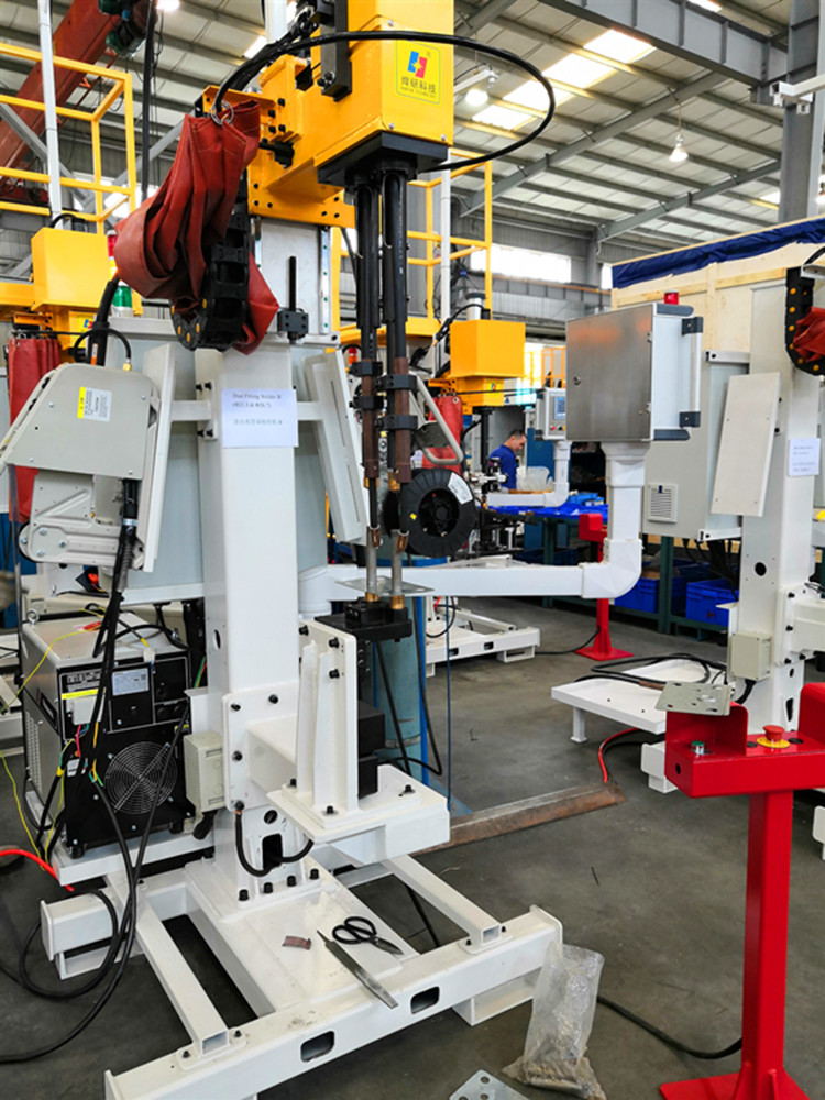 PLC Control Water Tank Welding Machine 220V Input And Outer Pipe Welding Machine