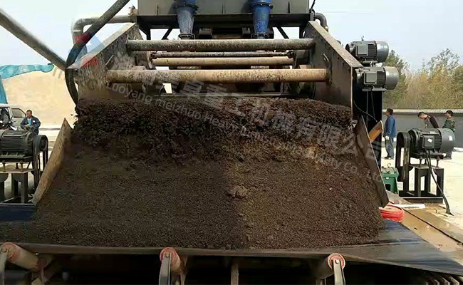 Double Wheel Sand Washing Machine With Dehydration Screen Energy Saving