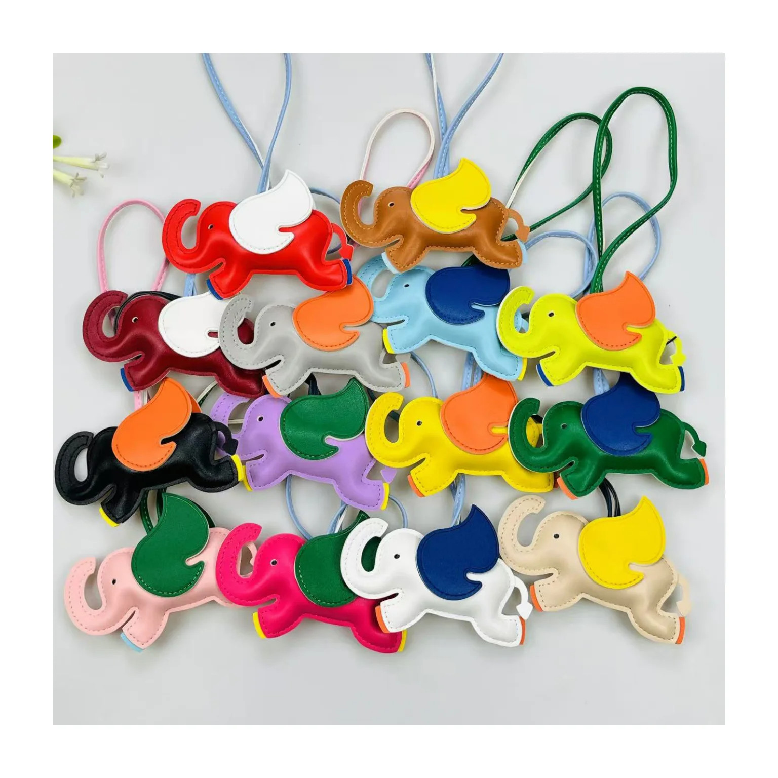 Custom Bulk Leather Keychains Car Keychain Elephant PU Leather Keychain