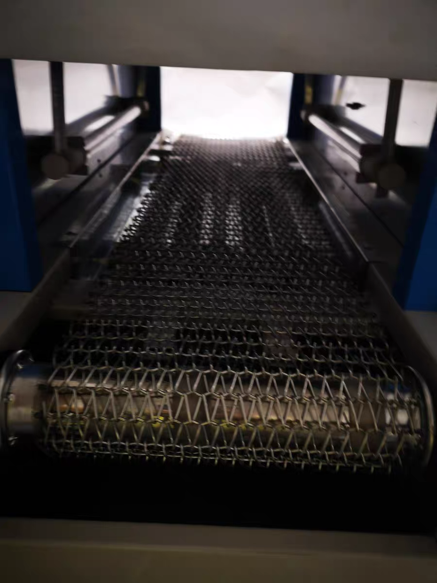Pvc Film Heat Tunnel Shrink Packing Machine For Books Bottles Cartons