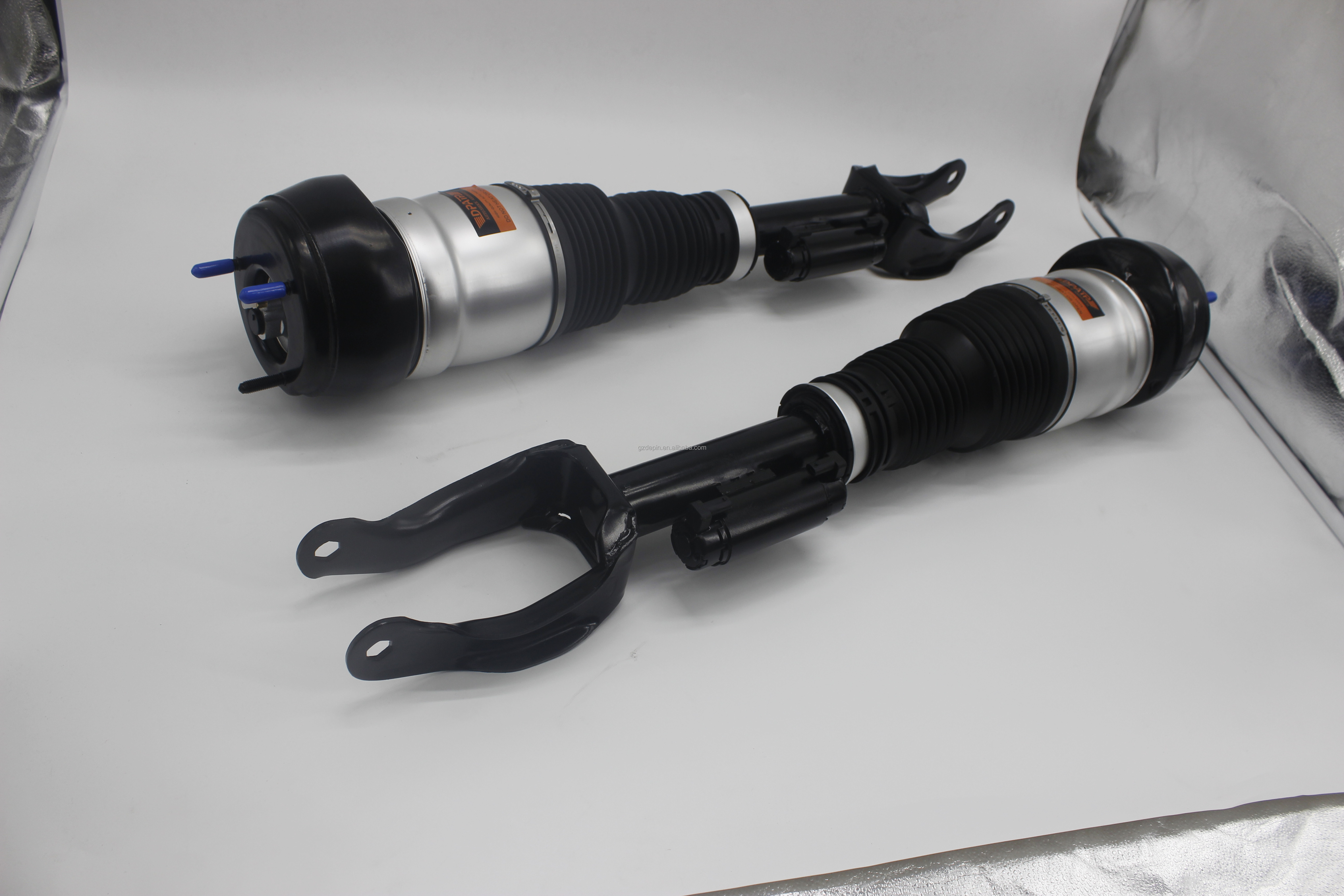 Smooth Ride Air Shock Absorbers 2923202500 2923202600 for Mercedes W292 Babos Maybach