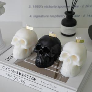 China Wholesale Halloween Home Decor Fragrance Private Label Novelty Skull Shaped Soy Wax Scented Craft Candle on sale