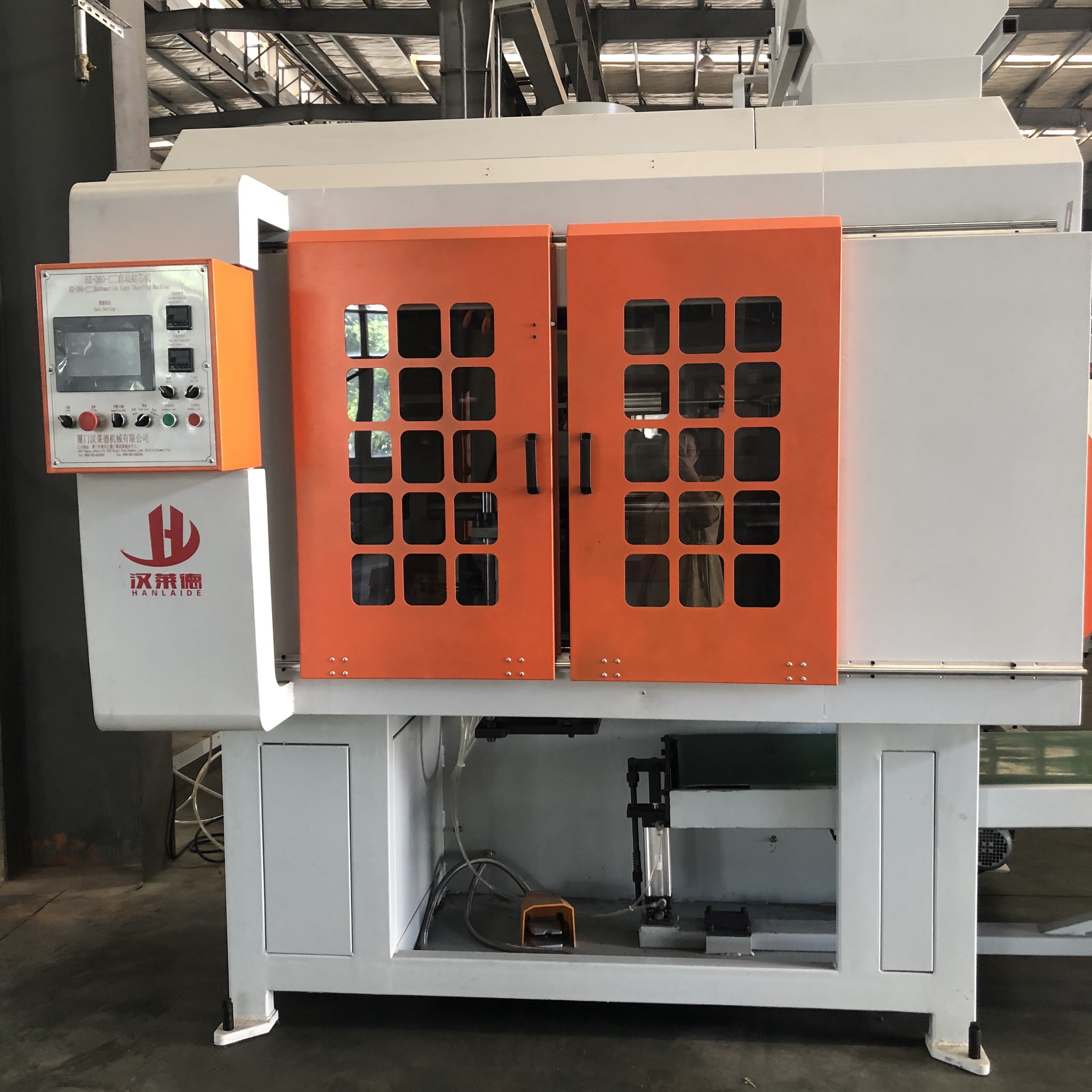 High Efficiency Sand Core Shooting Machine For Casting Sand Brass Fittings