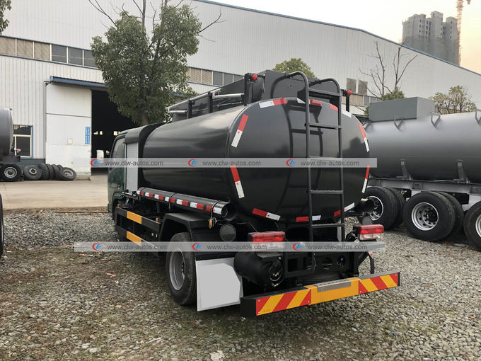 6,000Liters Diesel Gasoline Fuel Dispenser Truck Oil Refueling Tank Truck
