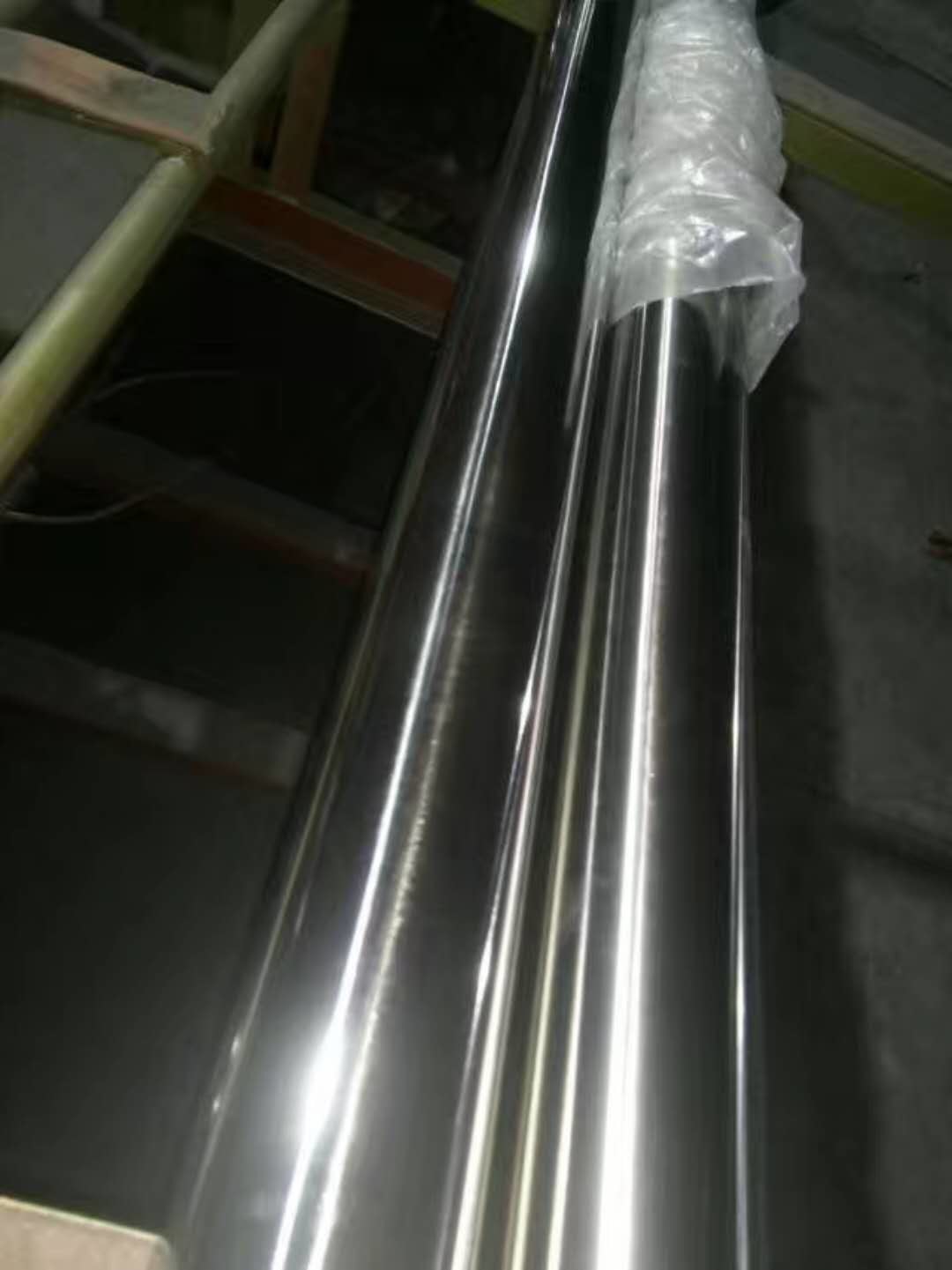 ASTM A270 316L Stainless Steel Round Tube 316L Stainless Steel Sanitary Pipes Mirror Surface
