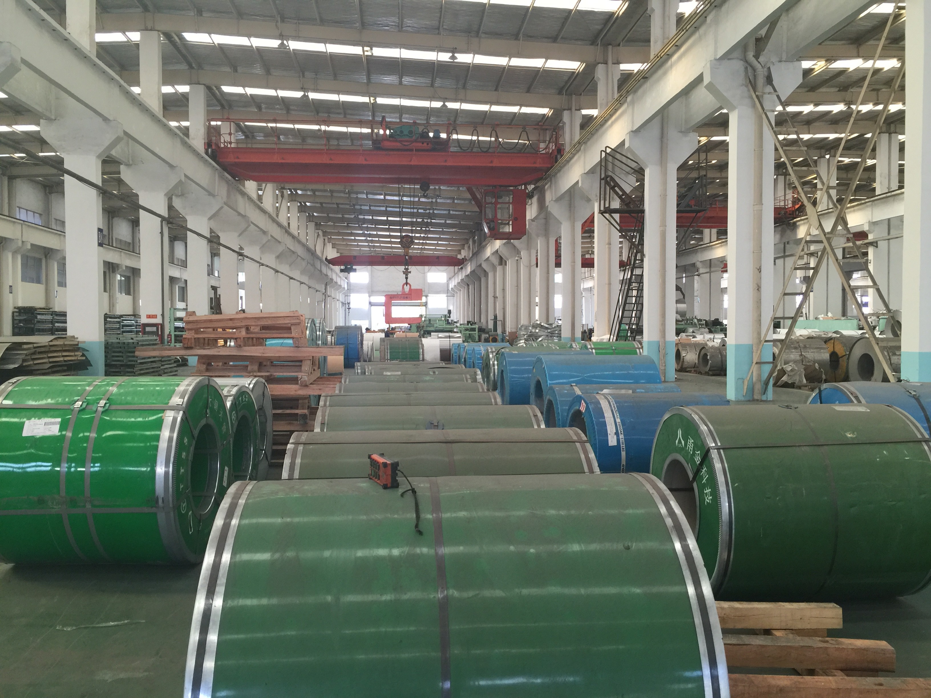 AISI 430 Cold Rolled SUS430 1.4016 Stainless Steel Coil Strip With PVC Film 2B BA Surface